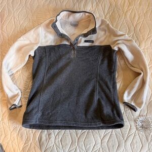 Columbia Sweatshirt with Snap-down V-Neck, Size PM